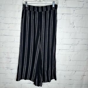 Silence‎ & Noise small black & white pants